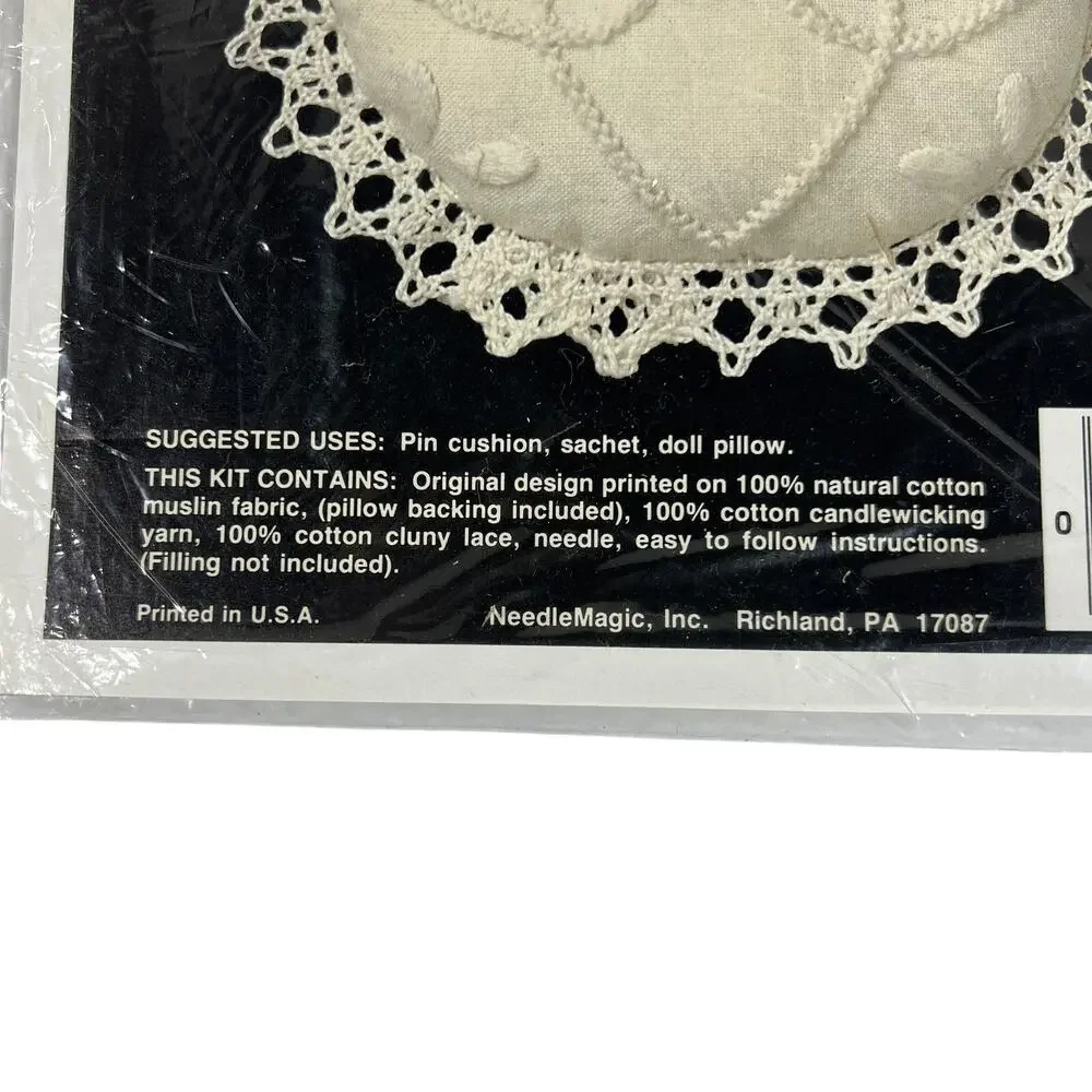 NEEDLEMAGIC Twilling Queen of Hearts Candlewicking Embroidery Kit 6011 USA